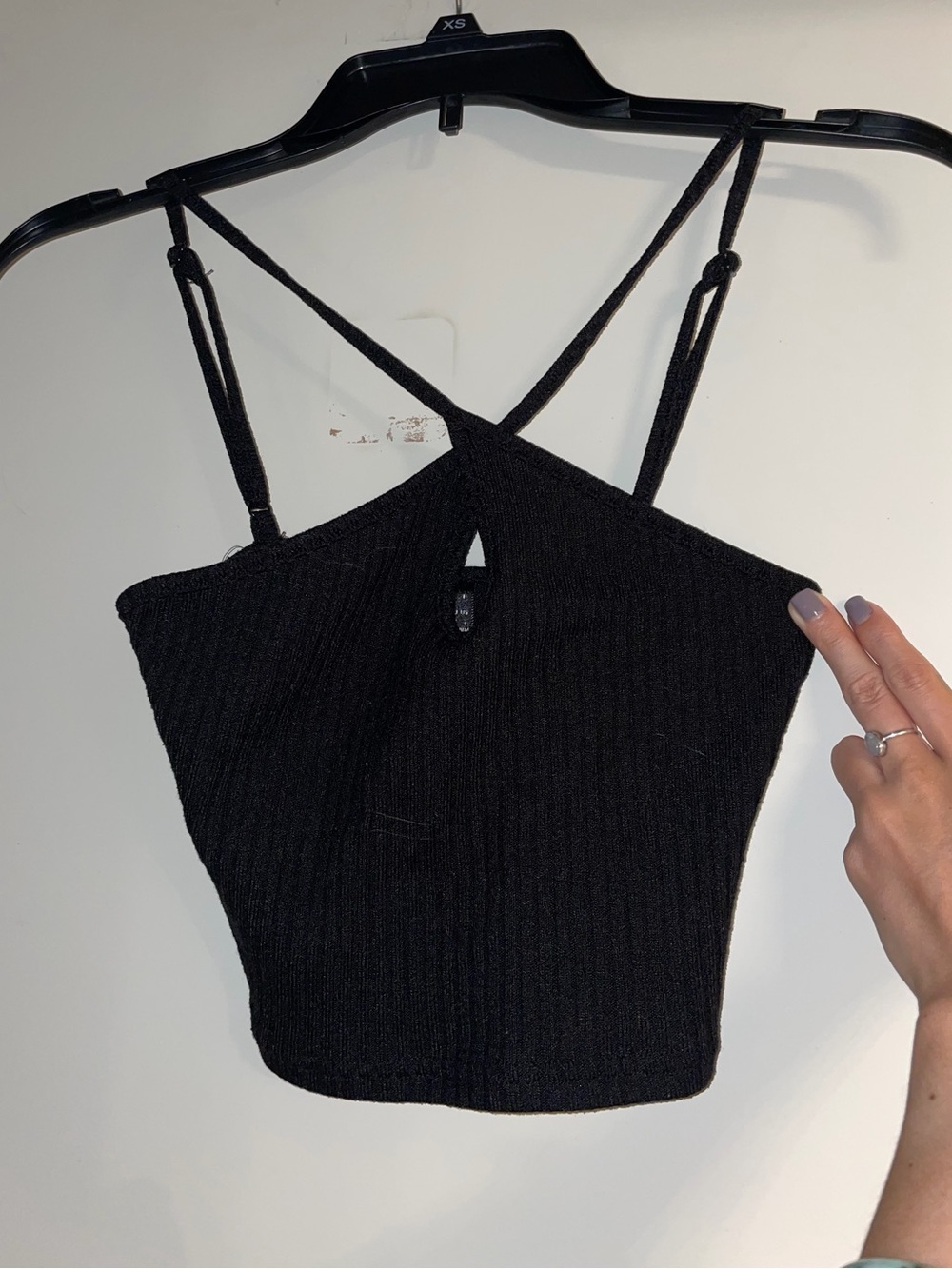 SHEIN: Black Strappy Knit Cropped Tank Top